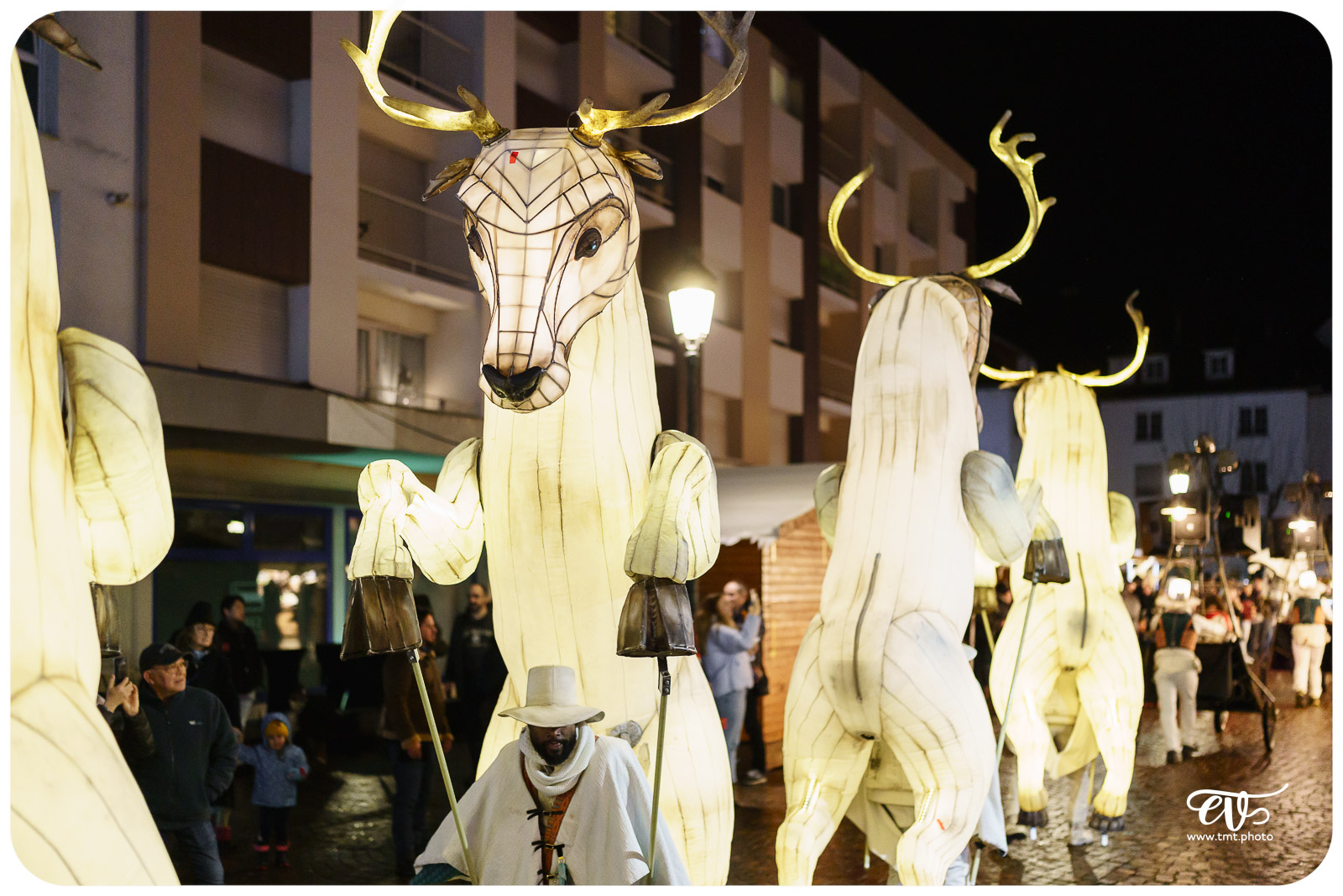 PARADE AMOUREUSE (CIE REMUE MENAGE)